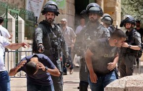 مواجهات شديدة مع قوات الاحتلال في القدس وطوباس