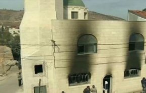 تعرض شهرک نشینان صهیونیست به یک مسجد در نابلس