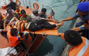 استمرار عمليات البحث عن 25 مفقودا إثر غرق قارب وسط إندونيسيا