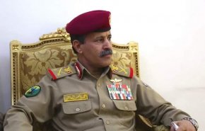 وزير الدفاع اليمني: نوايا العدوان التآمرية تكشفت خيوطها من خلال محاربته لكل خطوات السلام