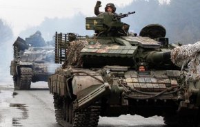 شاهد.. الجيش الروسي يواصل السيطرة على منطقة دونباس 
