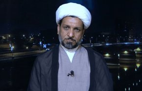 باحث إسلامي: الإمام الخميني قائد حازم وقيادي ذو بعد إستراتيجي