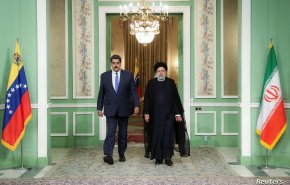 شاهد.. ايران وفنزويلا توقعان وثيقة تعاون استراتيجي لمدة 20 عاما 