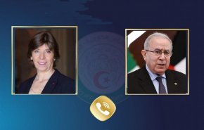 وزيرا خارجية 'الجزائر وفرنسا' يبحثان الوضع في 'ليبيا ومالي'