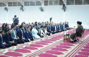 مقتدى الصدر: لا تراجع عن الاستقالة