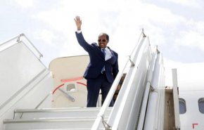 الرئيس الصومالي يتوجه إلى الإمارات في زيارة رسمية
