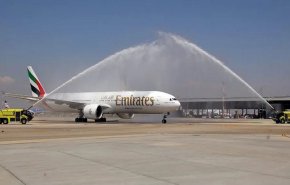 طيران الإمارات: وصلنا إلى وجهتنا الجديدة.. تل أبيب