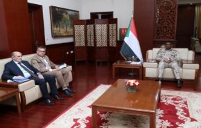 السودان.. اللجنة العسكرية تبحث مع الآلية الثلاثية إنجاح الحوار الوطني