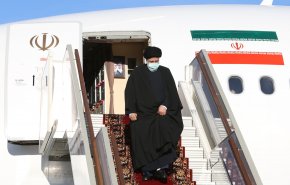  رئيسي يعود الى طهران بعد مشاركته في قمة بحر قزوين
