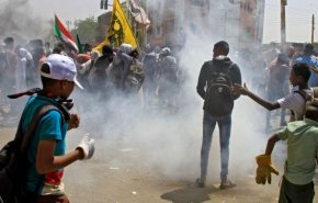 مواقع التواصل السودانية تواكب رفض الشارع لحكم العسكر