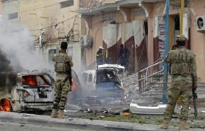 الصومال.. مقتل وإصابة العشرات في تفجير انتحاري في مقديشو