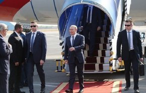 الرئيس الروسي فلاديمير بوتين يصل الى طهران