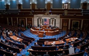 درخواست ۶۰ نماینده مجلس آمریکا برای اعلام وضعیت اضطراری ملی