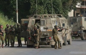  قوات الاحتلال تشن حملة دهم وتفتيش واعتقالات في مناطق متفرقة بالضفة