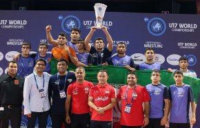 تتويج ناشئة إيران ببطولة العالم للمصارعة الرومانية