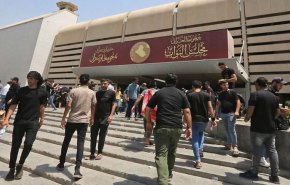 مراسل العالم : الساعات المقبلة حساسة للعملية السياسية العراقية