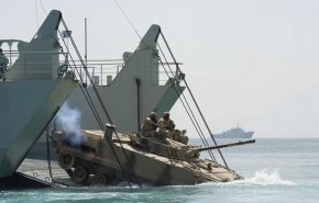 الاحتلال يجري مناورة بحرية مشتركة مع الأسطول الأمريكي في البحرين