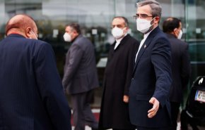 الفريق الإيراني المفاوض يتوجه إلى فيينا برئاسة علي باقري