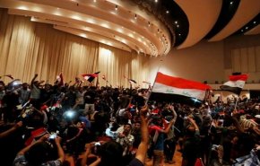مسار أزمة العراق والدعوة لانتخابات مبكرة