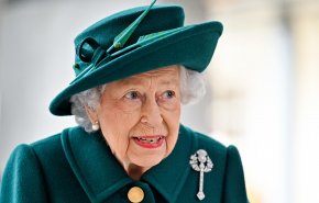 رئيس الوزراء البريطاني الجديد يتسبب بقطع اجازة الملكة إليزابيث