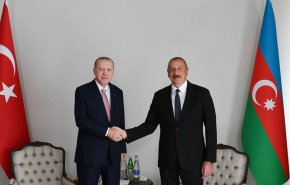 علييف يصل تركيا في زيارة عمل وتلبية لدعوة إردوغان