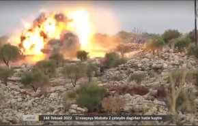 فيديو..استهداف آلية عسكرية تابعة لمجموعات موالية لتركيا بريف حلب الشمالي