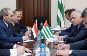 المقداد ودجوبوا يبحثان سبل تعزيز العلاقات الاقتصادية السورية الأبخازية

