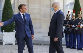 فرنسا تتعهد بالتراجع عن تخفيض عدد التأشيرات للتونسيين

