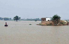عدد قتلى فيضانات باكستان يتجاوز الـ1300