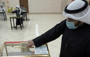 الكويت.. شطب 14 مرشحاً للانتخابات البرلمانية القادمة