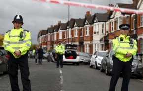 إصابة شرطيين جراء حادث طعن في لندن
