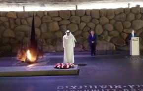 وزیرخارجه امارات در یادبود هولوکاست تاج گل قرار داد