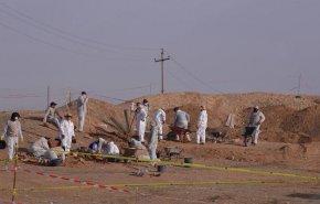 دفنوا وهم أحياء.. العثور على مقبرة جماعية في النجف لشهداء من ضحايا النظام البائد
