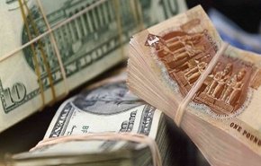 الجنيه المصري يسجل أدنى مستوى في تاريخه أمام الدولار