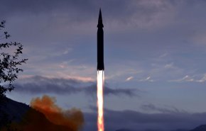 اليابان تدعو سكان منطقتين شماليتين للاحتماء بعد إطلاق كوريا الشمالية صاروخا بالستيا 
