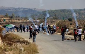 126 إصابة خلال مواجهات مع الاحتلال في بيت فوريك وبورين وحوارة بنابلس 