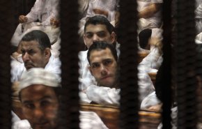 محكمة عسكرية مصرية تؤجل النظر في طعن على إعدام 14 شخصا