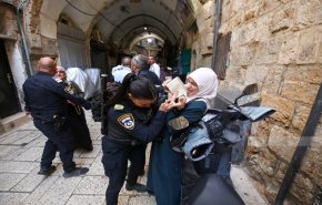 هجمات واسعة للمستوطنين والإحتلال بمناطق مختلفة من القدس المحتلة والضفة