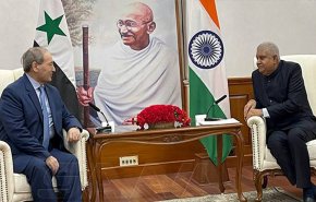 في زيارة رسمية لنيودلهي.. المقداد يلتقي نائب رئيس الهند وبحث لآخر المستجدات 