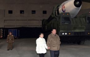 رهبر کره شمالی: با سلاح اتمی به تهدیدهای اتمی پاسخ می‌دهیم