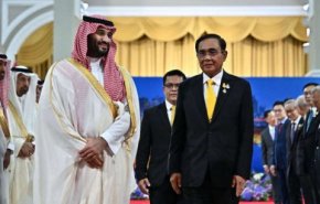 ولي العهد السعودي يلتقي رئيس وزراء تايلاند 