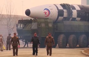 زعيم كوريا الشمالية يهدد أعدائه بـ'الصاروخ الوحشي'