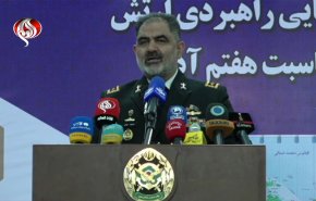 الادميرال ايراني: مروحيات هجومية وطائرات مسيرة بعيدة المدى ستنضم للقوة البحرية