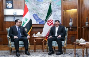 مخبر يؤكد على تذليل العقبات المصرفية والتبادل التجاري بين طهران وبغداد