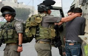 الإحتلال يعتقل 14فلسطينيا من بيت أمر بالخليل