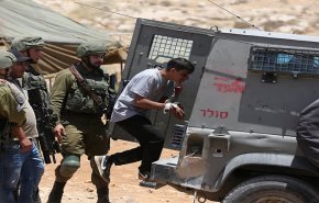 الاحتلال الإسرائيلي يشن حملة اعتقالات بالضفة الغربية 