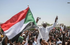 متظاهرو السودان مصمّمون على إسقاط النظام العسكري في البلاد
