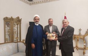 إيران تقدم هدية للرئيس العراقي.. ما هي؟