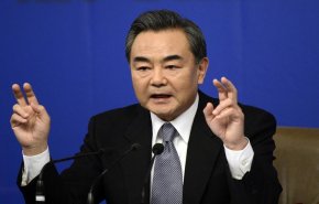 وزير الخارجية الصيني يعلن عزم بلاده إعادة ضبط العلاقات مع امريكا واوروبا
