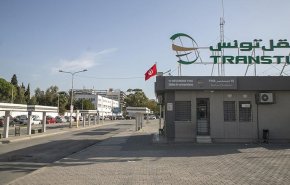 إضراب لعمال قطاع النقل يشل حركة النقل بالعاصمة التونسية